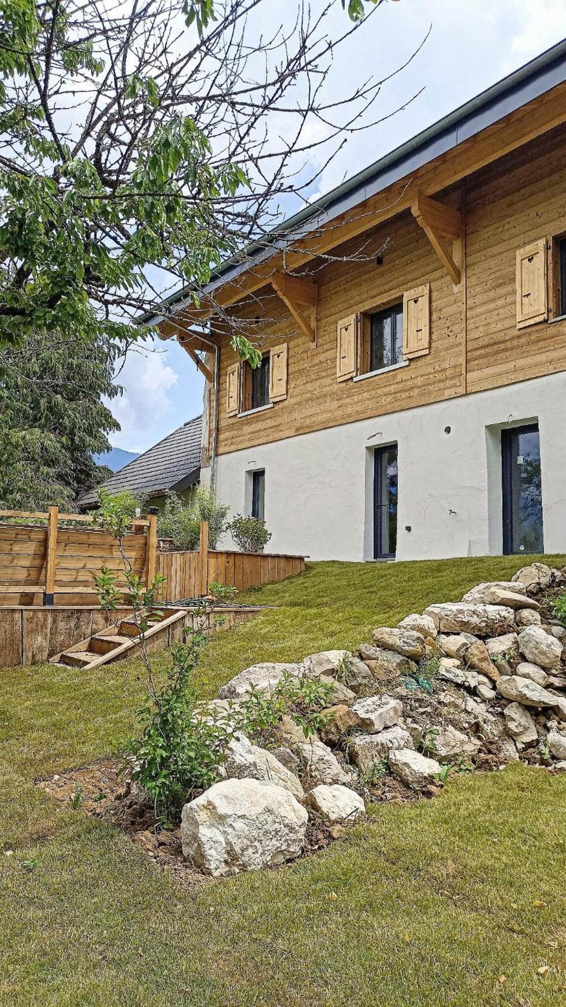 La Grange Savoyarde-Spa-Piscine-Proche Lac-Charme-Detente- 3 Etoiles Lathuile Eksteriør bilde