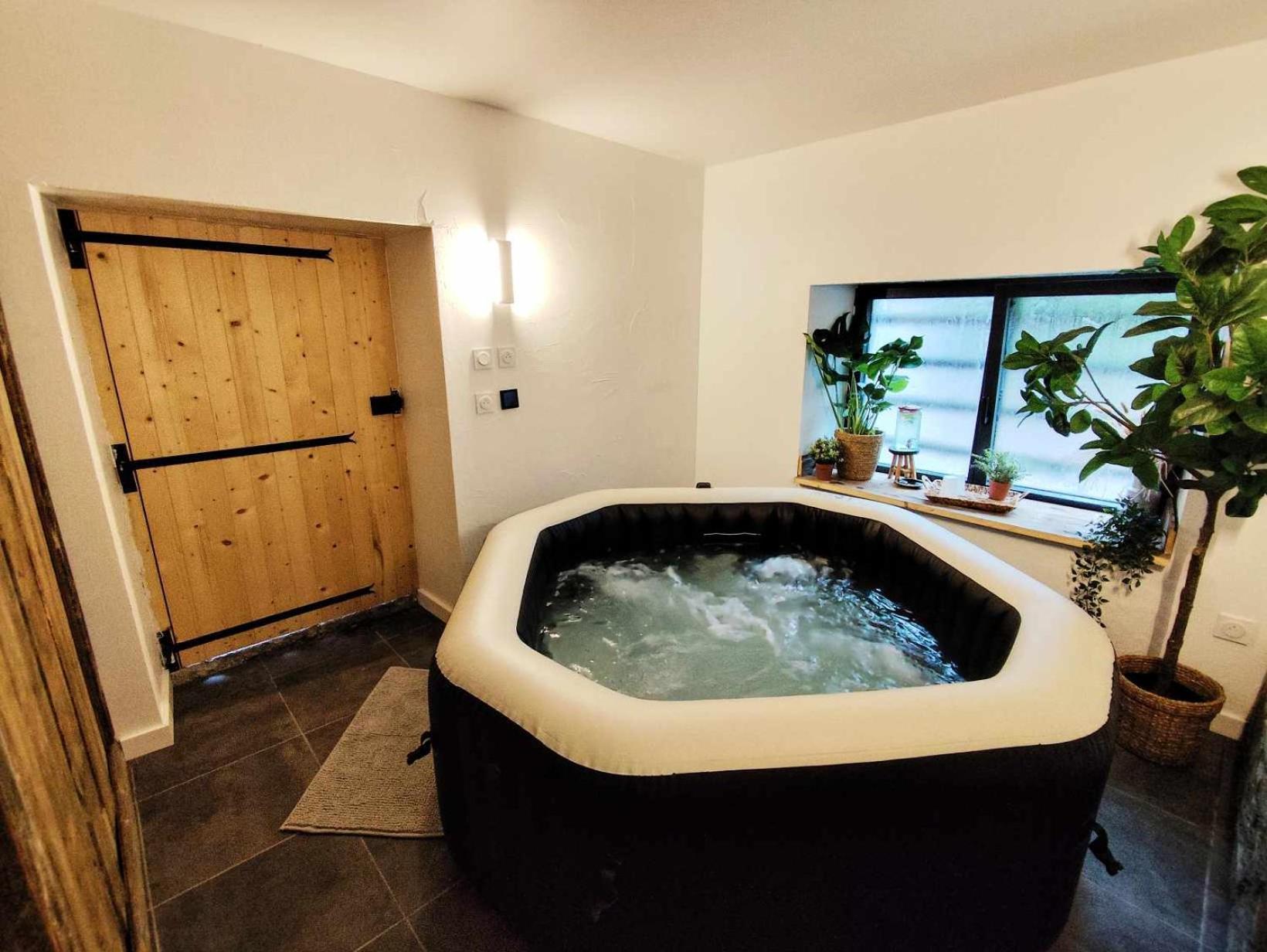 La Grange Savoyarde-Spa-Piscine-Proche Lac-Charme-Detente- 3 Etoiles Lathuile Eksteriør bilde